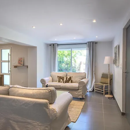 Maison Familiale Avec Piscine