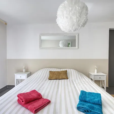 Maison Familiale Avec Piscine Villa Saint-Privat-des-Vieux