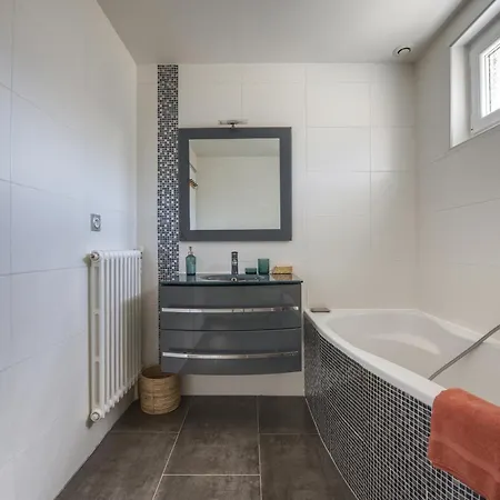 Maison Familiale Avec Piscine Saint-Privat-des-Vieux